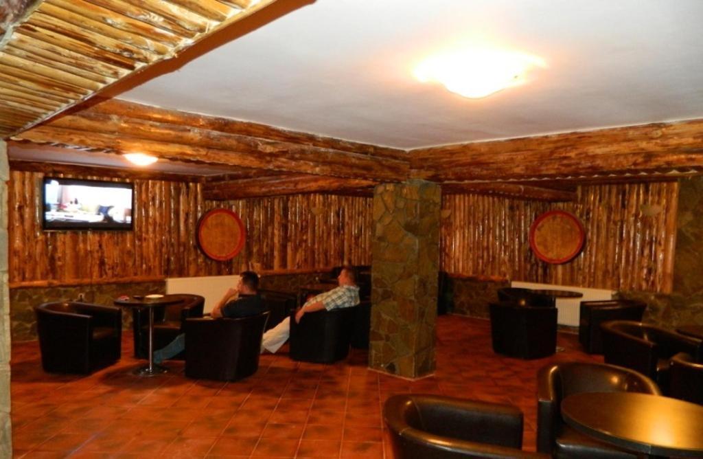 Pensiunea Valea Negrasului Trăisteni Exterior foto