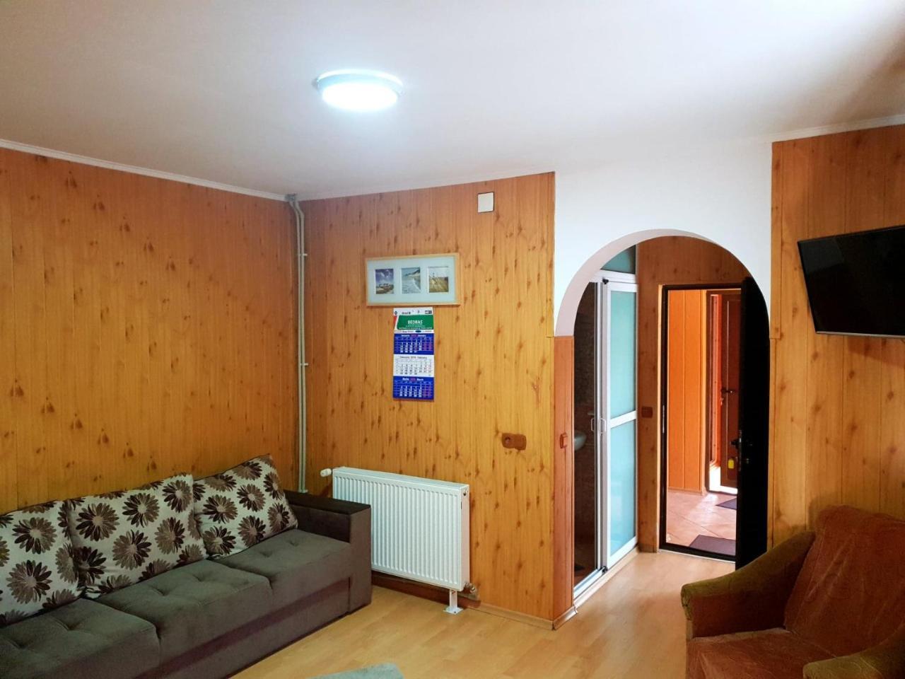 Pensiunea Valea Negrasului Trăisteni Exterior foto